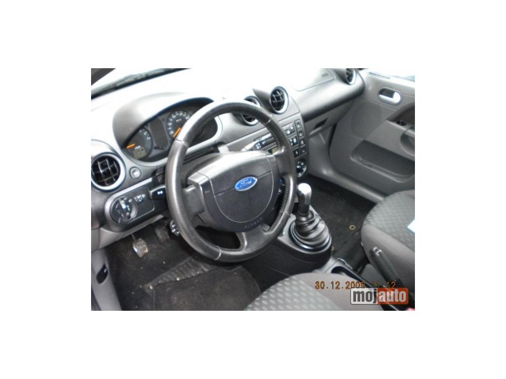 Ford Fiesta 1.2B