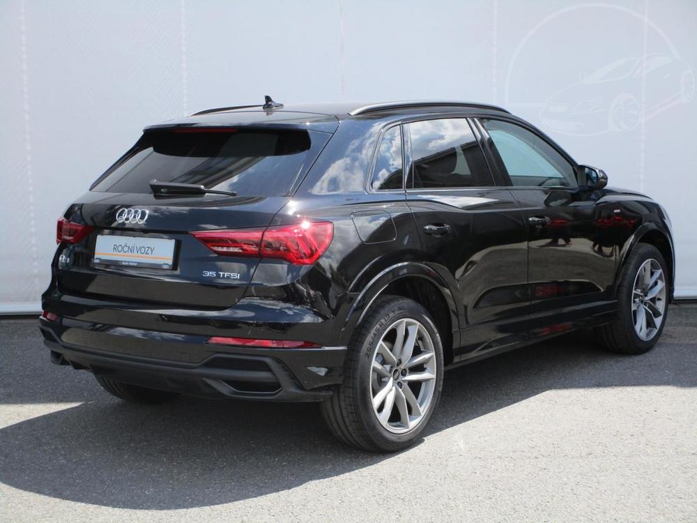 Audi Q3 1.5 TFSI 35  S-Line