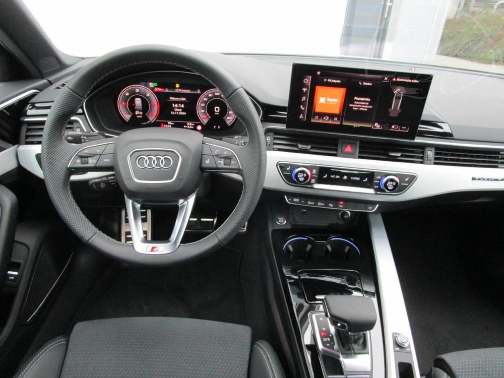 Audi A4 2.0TDI S-Line Quattro