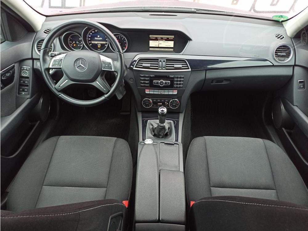 Mercedes-Benz C 180 i 115kW COMBI, 1.MAJITEL