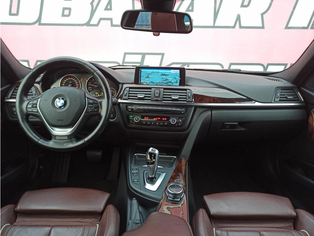 BMW 330 D X-DRIVE INDIVIDUAL