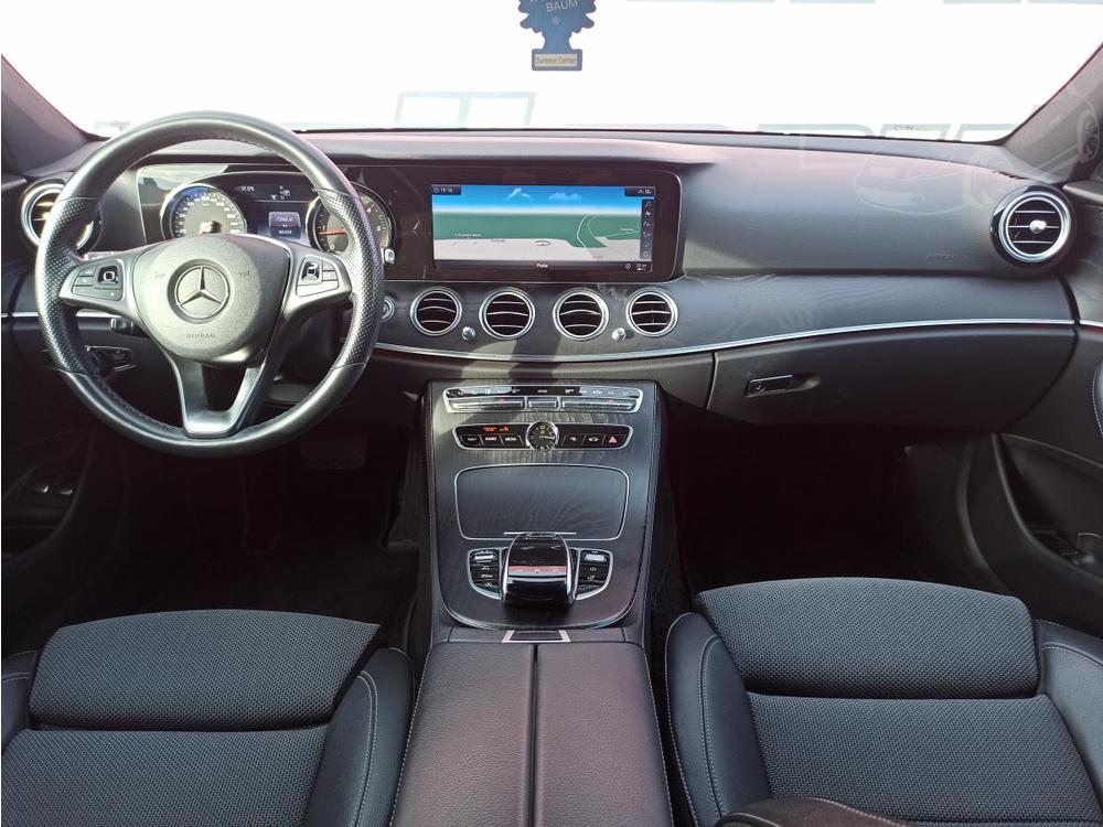 Mercedes-Benz E 220 CDI 4MATIC AVANTGARDE R