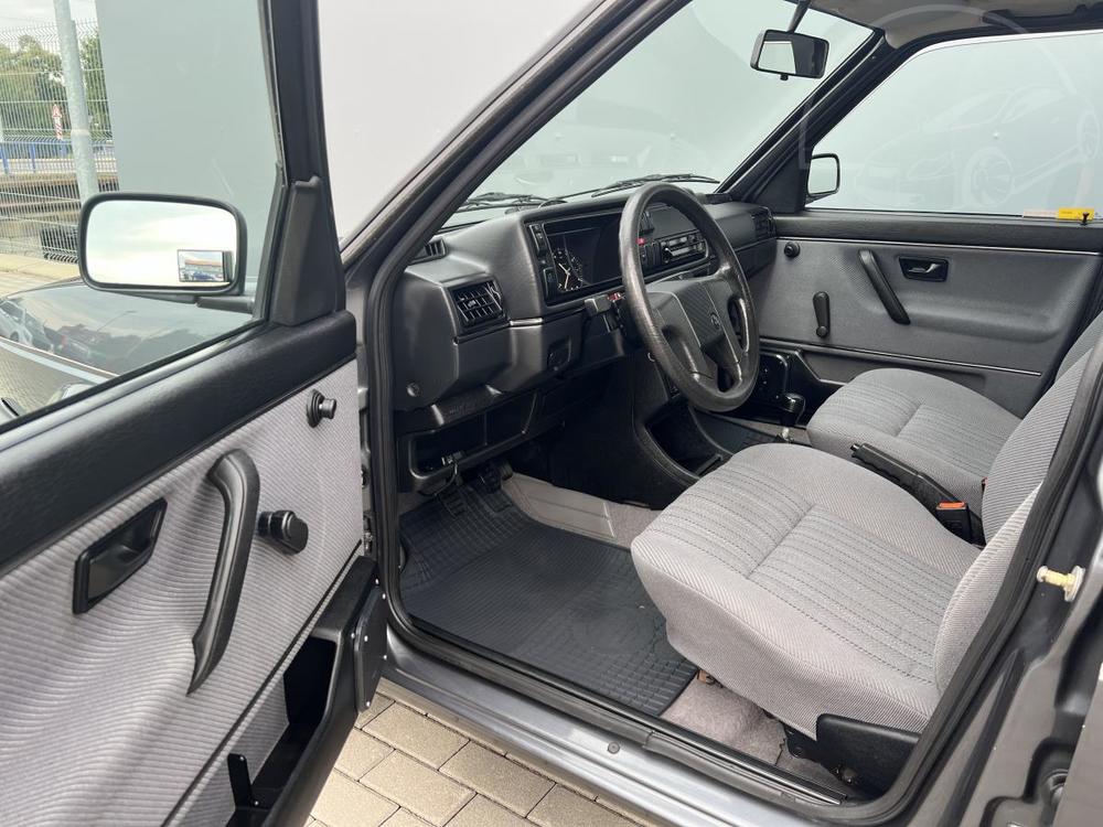 Volkswagen Golf II 1.6 TD 51KW