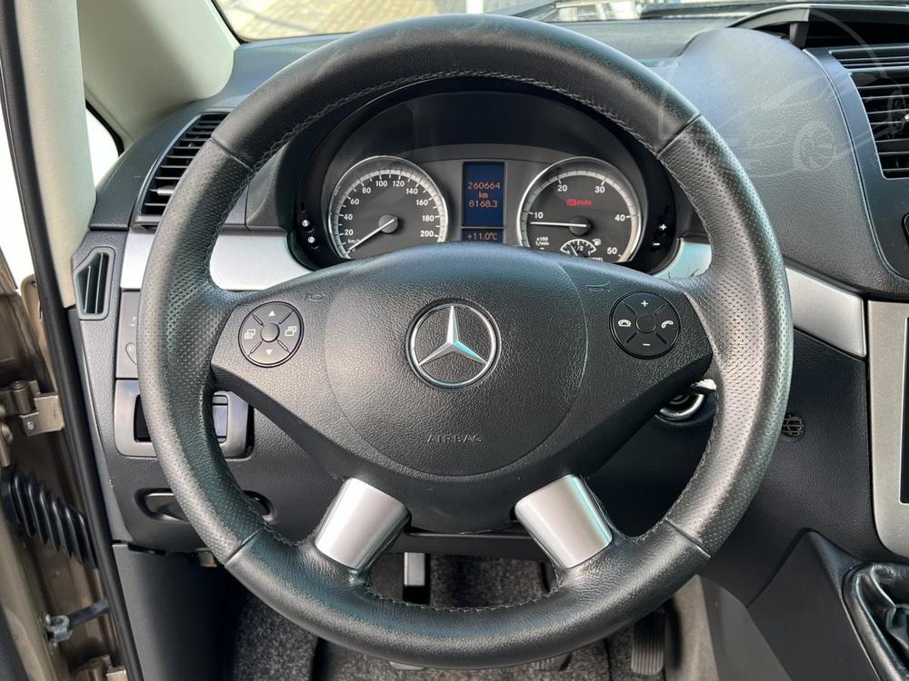Mercedes-Benz Viano 
