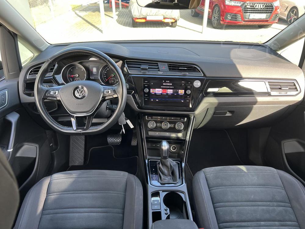 Volkswagen Touran 2.0TDi*110KW*DSG*