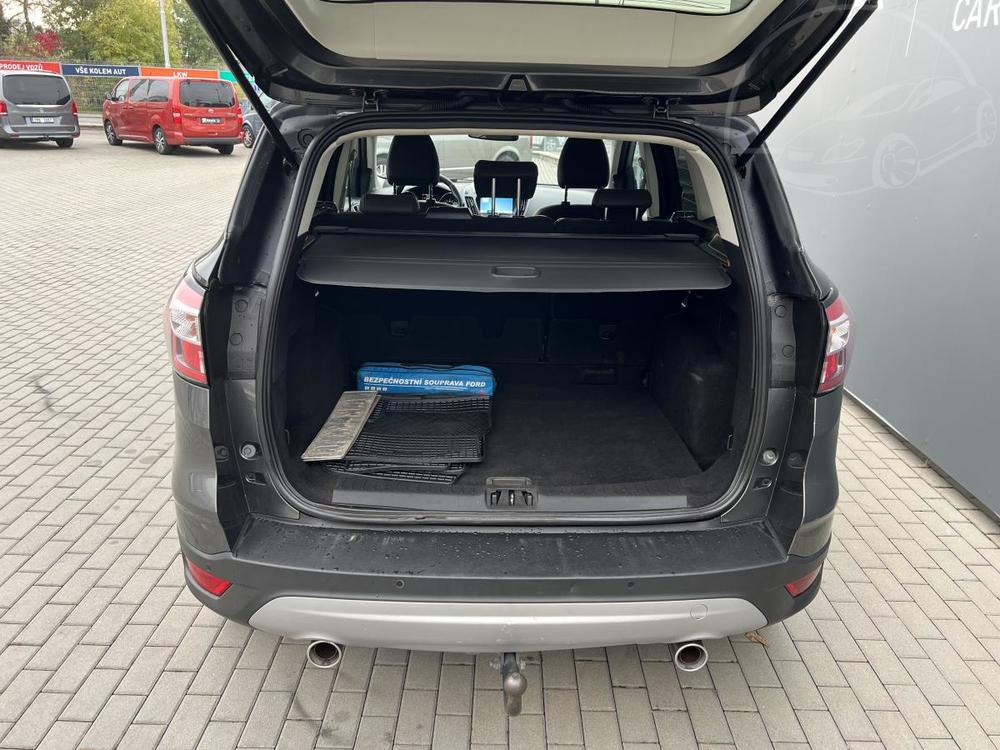 Ford Kuga 2.0Tdci*110kw*4X4*Tan