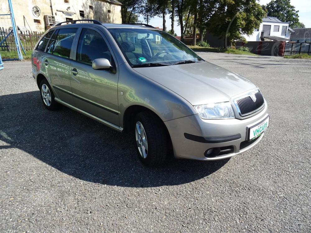 koda Fabia 1,4i Servisn kniha