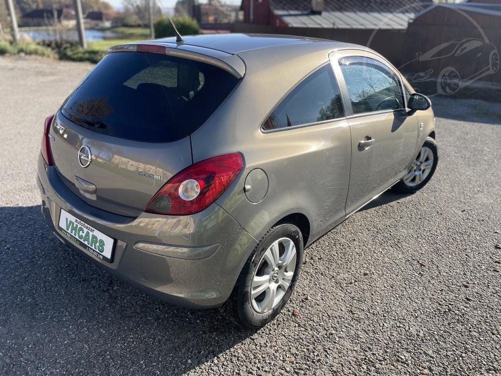 Opel Corsa 1,2 Klimatizace