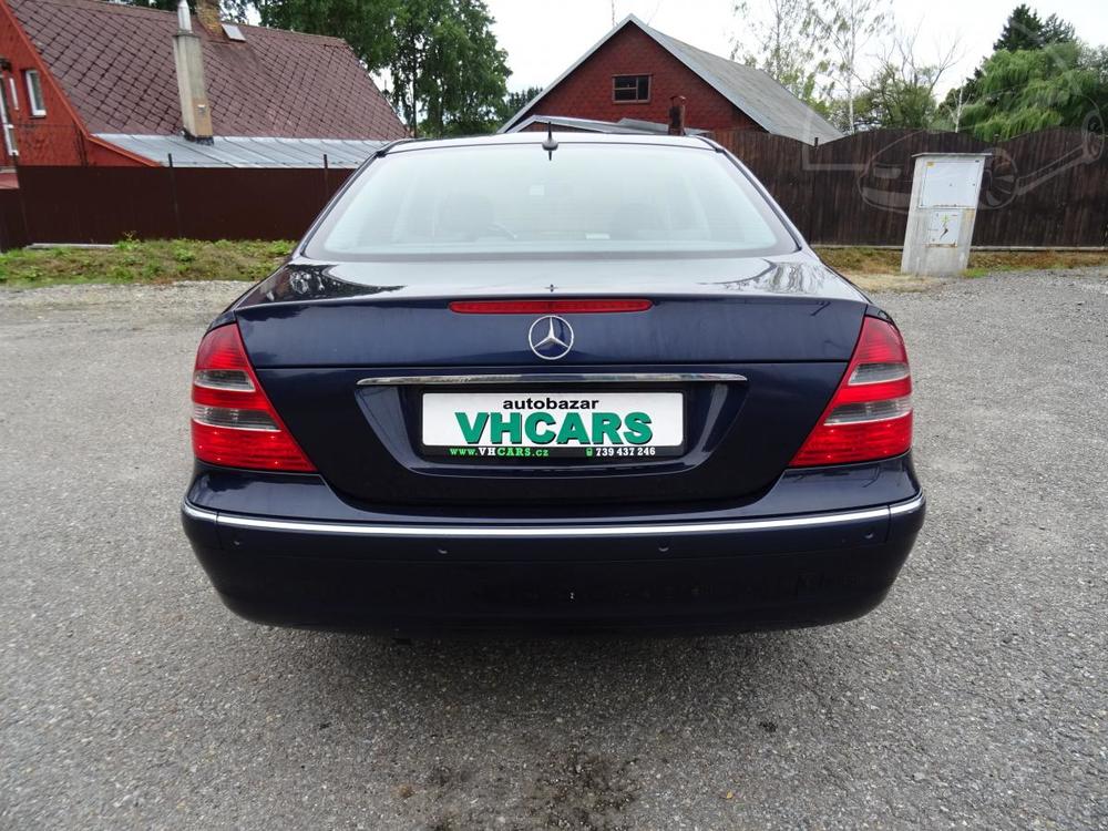 Mercedes-Benz E 320 i 165kW Elegance