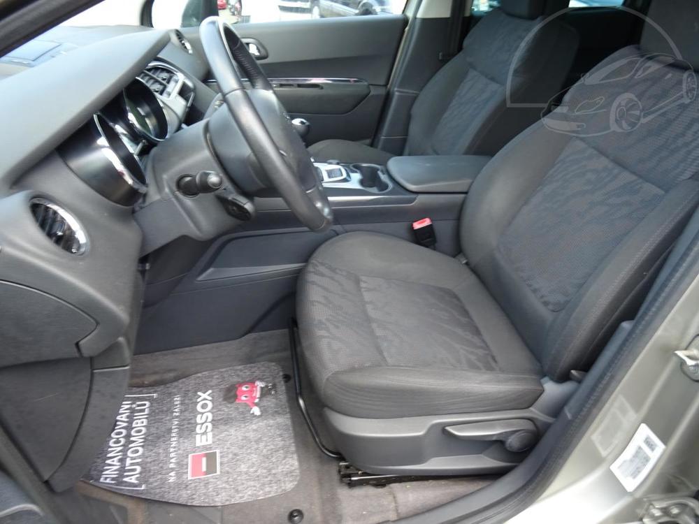 Peugeot 3008 1,6 HDI  Servisn kniha