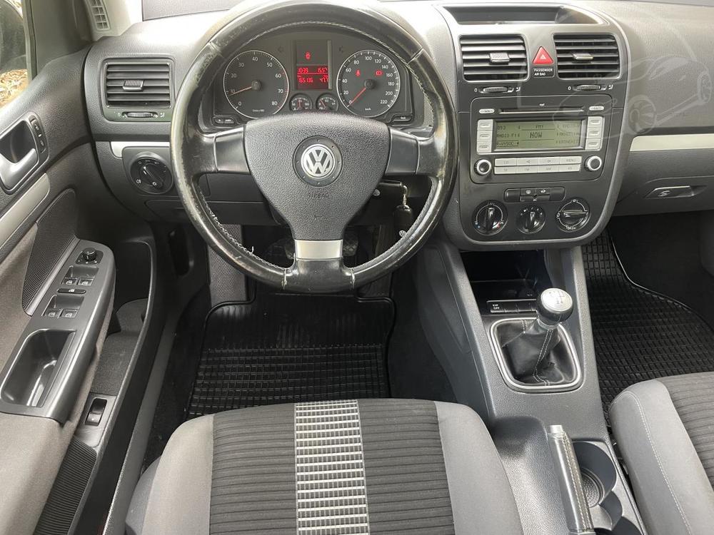 Volkswagen Golf V 1,4i Klimatizace