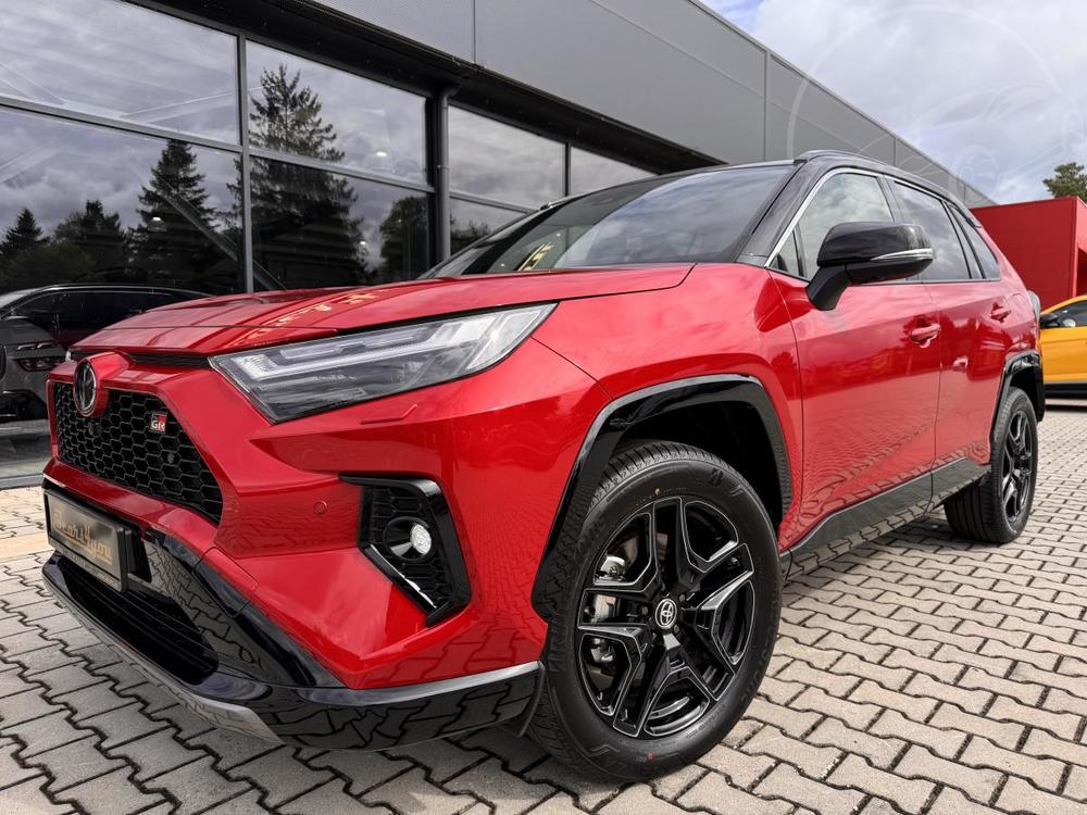 Prodm Toyota RAV4 2.5 HYBRID 163kW 4x4 GR SPORT!