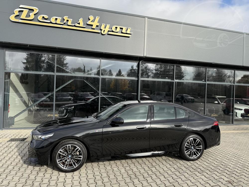 BMW 520 D 145kW M-PAKET BLACK LED!!