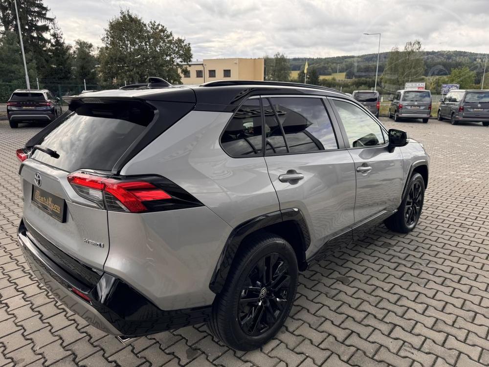 Toyota RAV4 2.5 HYBRID 163kW 4x4 SELECTION