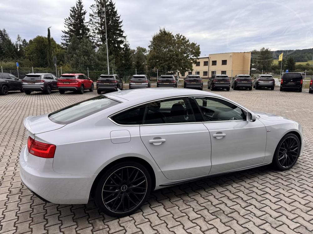 Audi A5 2.0 TDI 140kW QUATTRO S-LINE!!