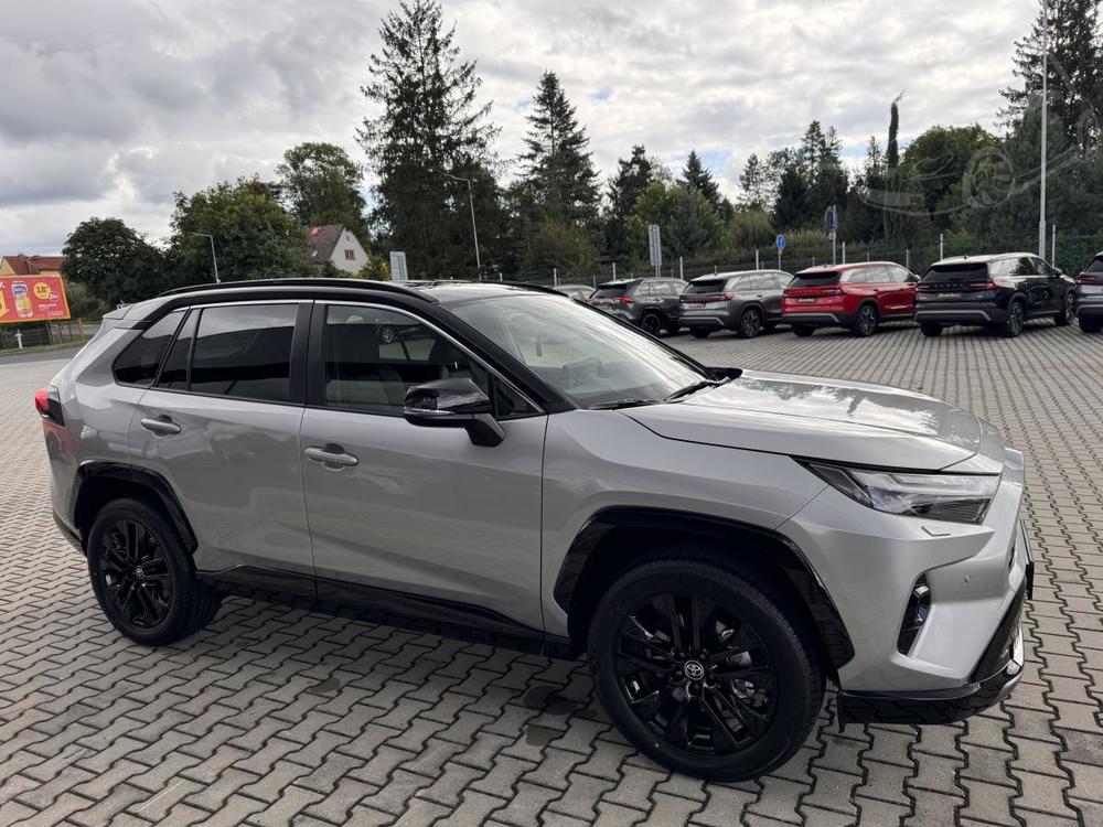 Toyota RAV4 2.5 HYBRID 163kW 4x4 SELECTION