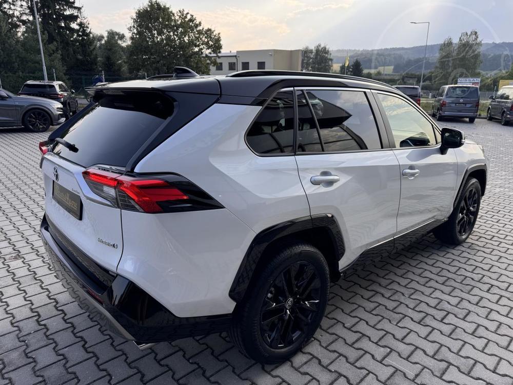 Toyota RAV4 2.5 HYBRID 163kW 4x4 SELECTION