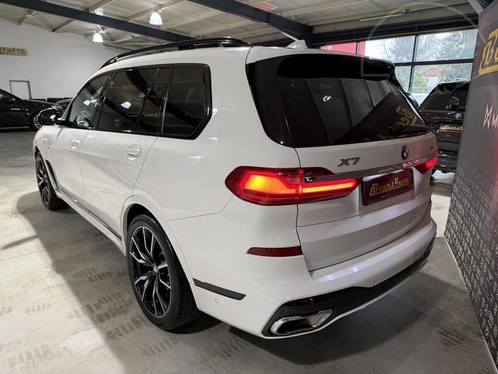 BMW X7 30 XD 195kW M-PAKET BLACK