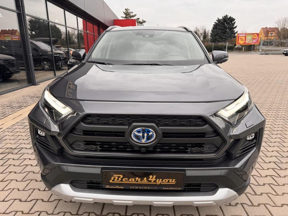 Toyota RAV4 2.5 HYBRID 163kW 4x4 ADVENTURE