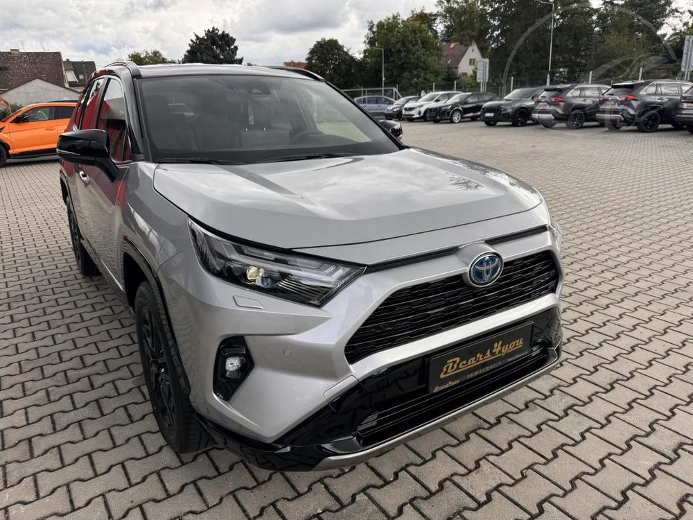 Toyota RAV4 2.5 HYBRID 163kW 4x4 SELECTION