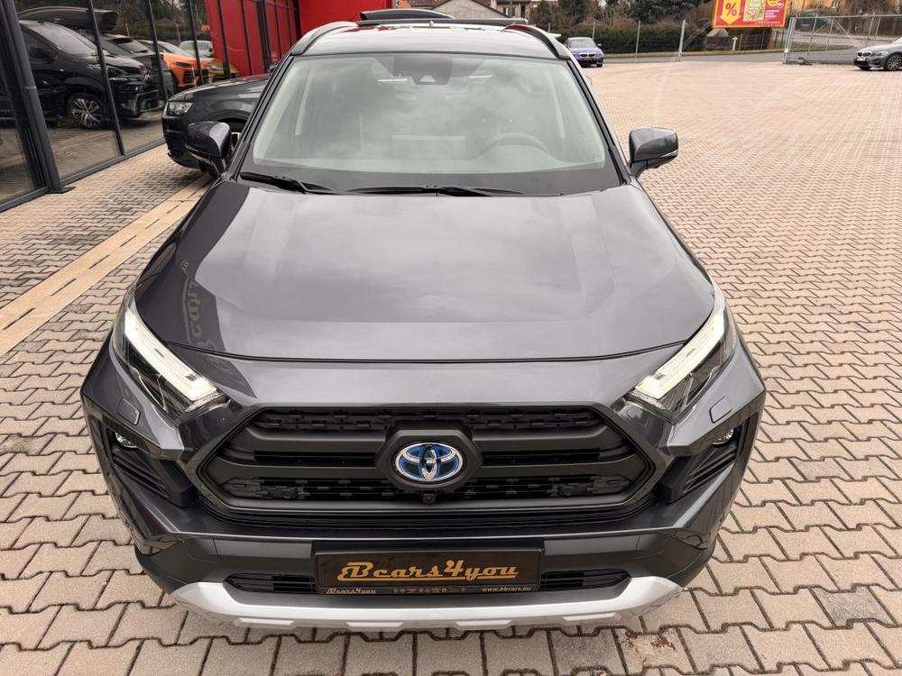 Toyota RAV4 2.5 HYBRID 163kW 4x4 ADVENTURE