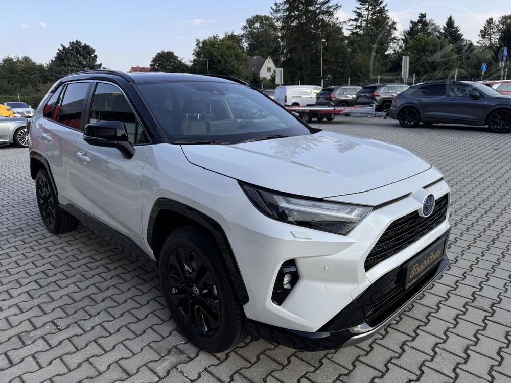 Toyota RAV4 2.5 HYBRID 163kW 4x4 SELECTION