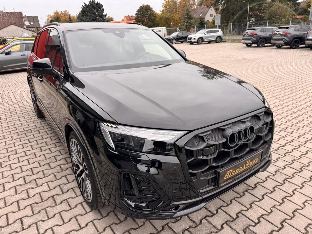 Audi Q7 REZERVACE!!!