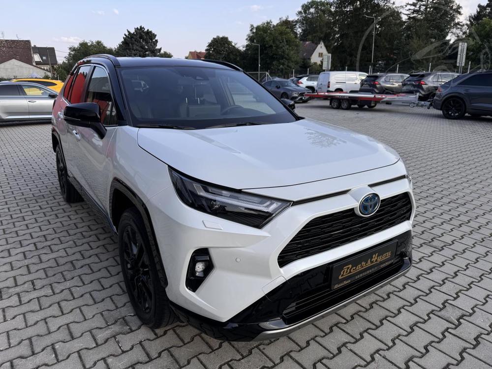 Toyota RAV4 2.5 HYBRID 163kW 4x4 SELECTION