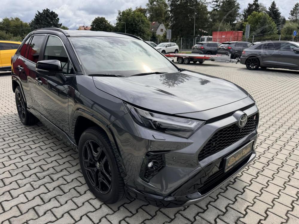 Toyota RAV4 2.5 HYBRID 163kW 4x4 GR SPORT!