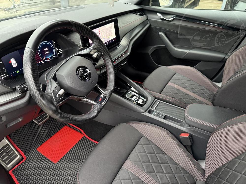 koda Octavia RS 2.0TDI 147kW DSG ZRUKA CZ!