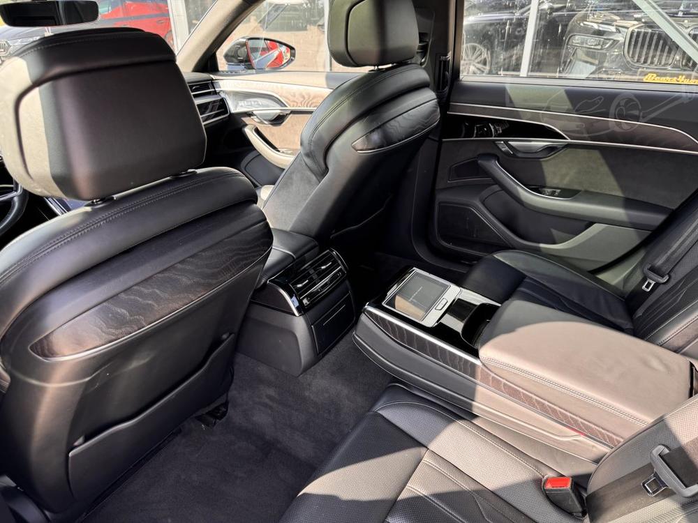 Audi A8 50TDI 210kW MATRIX PANORAMA!!!