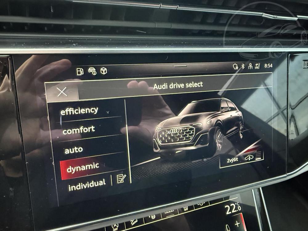 Audi Q8 50TDI 210kW S-LINE FACELIFT CZ