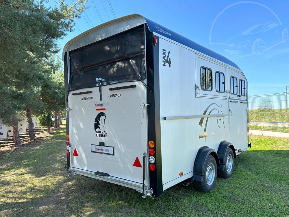 Cheval Liberte  MAXI 4 (4 kon) - MODR