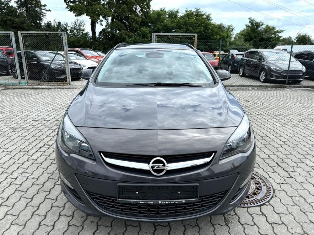 Opel Astra 1.4T 103 kW SPORTS TOURER