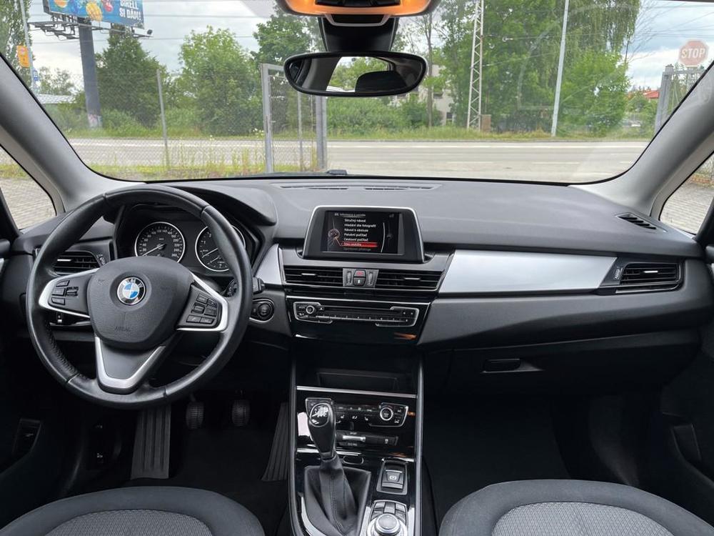 BMW 2 218i 100 kW navigace