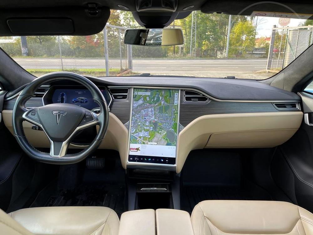 Tesla Model S 90D 74tis. km, nabjen zdarma