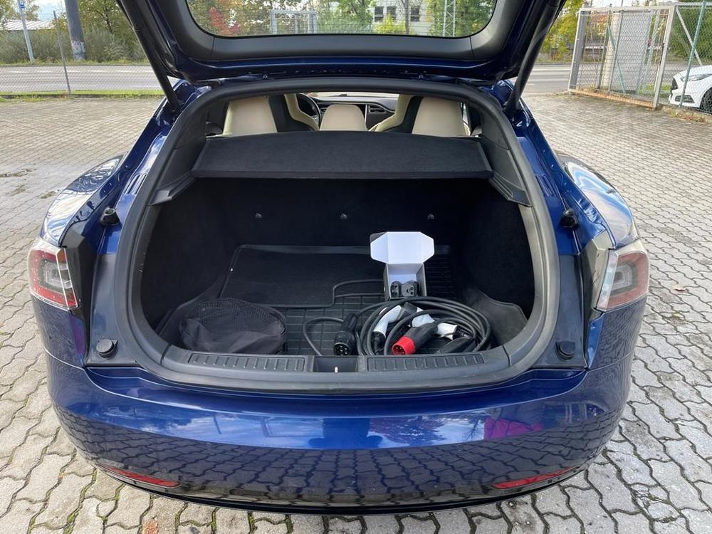 Tesla Model S 90D 74tis. km, nabjen zdarma