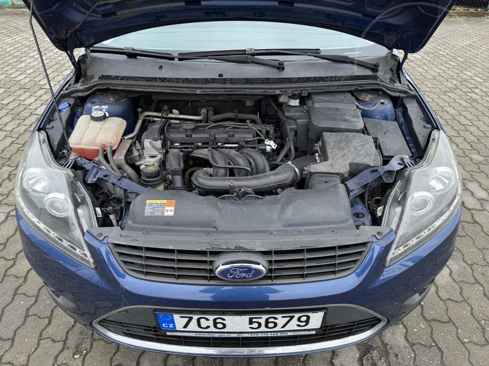 Ford Focus 1.6i digi. klima, navigace