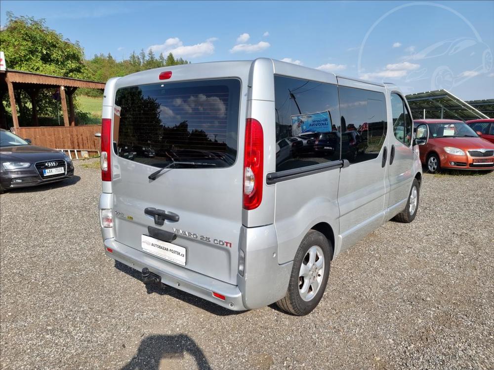 Opel Vivaro 2,5 CDTI L1H1 Tour