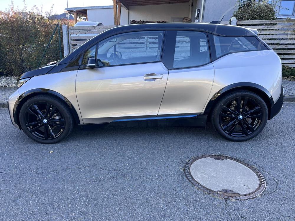 BMW i3 i3s 120Ah SUITE 08/2021 KAMERA