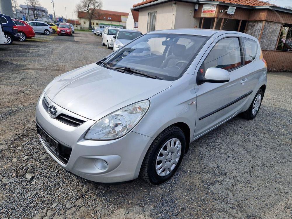 Prodm Hyundai i20 1,2i Comfort + klima, CZ, 1. m