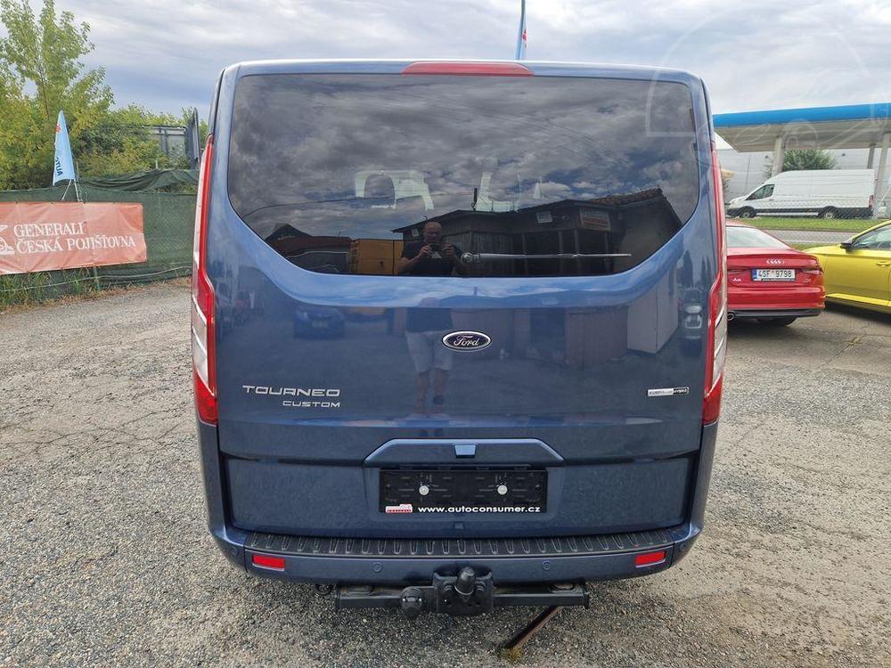 Ford Tourneo Custom 2.0 EcoBlue mHEV 96kW L1 Titan