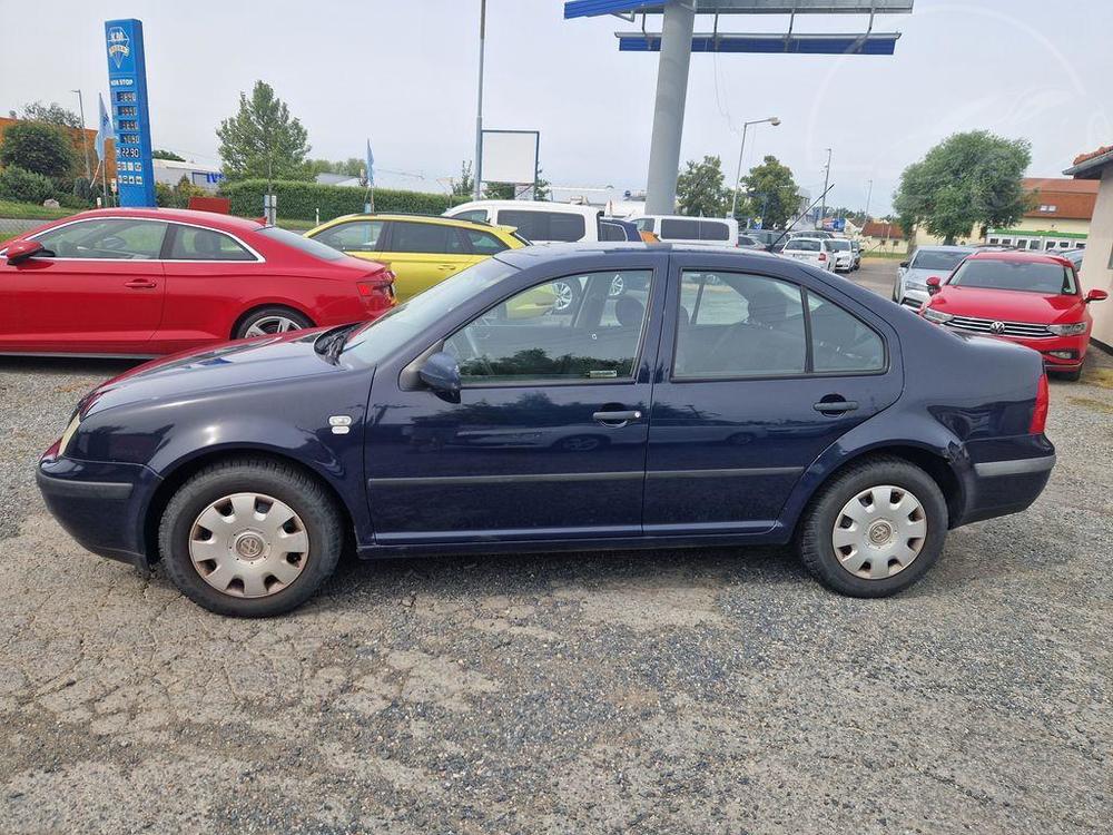 Volkswagen Bora 1.6i 77kW, CZ, 1. majitel