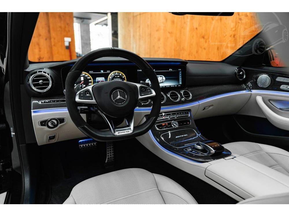 Mercedes-Benz E BR AMG 63 S 4MATIC+ T, ACC, KA