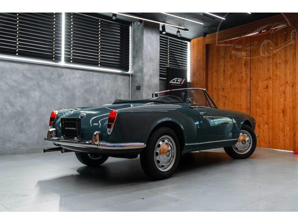 Alfa Romeo Giulietta BR Spider Veloce model 101 des