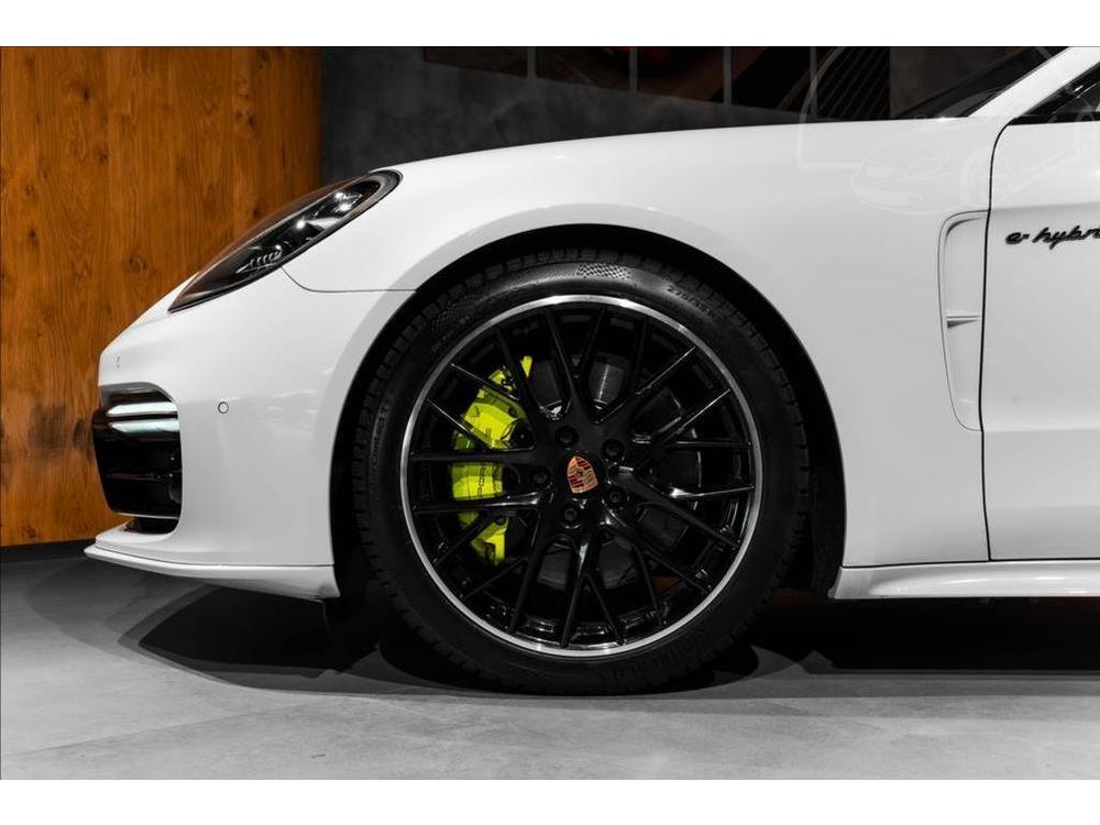 Porsche Panamera BR 4 PLUG-IN HYBRID Sport Turi