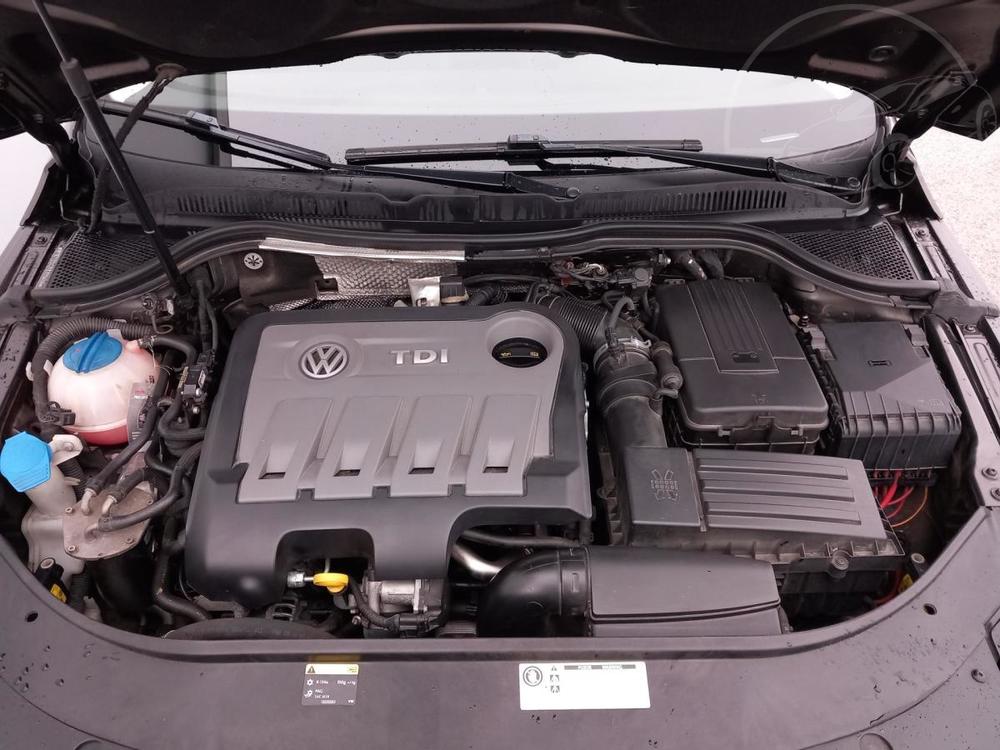 Volkswagen Passat CC 2.0 TDi