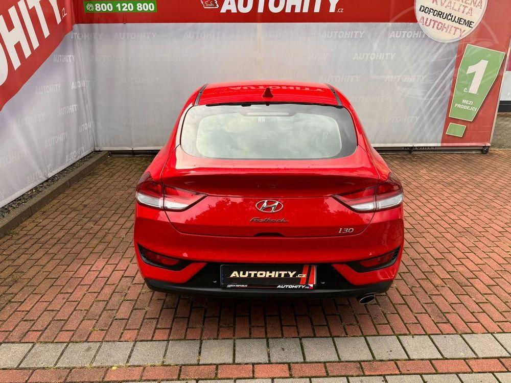 Hyundai i30 1.4 T-GDi Fastback Style, R