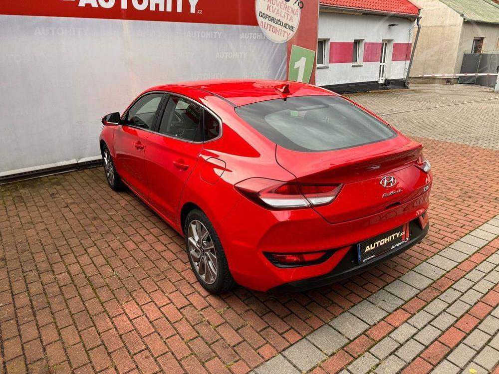 Hyundai i30 1.4 T-GDi Fastback Style, R