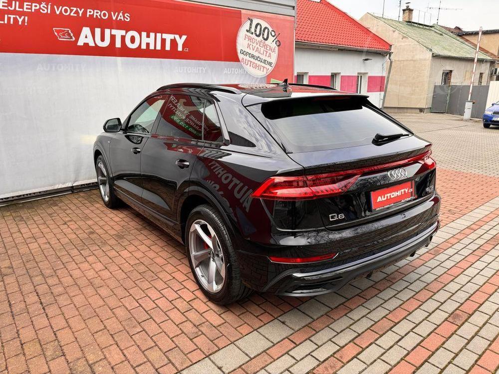 Audi Q8 50 TDi Quattro,B&O,R,1.M